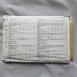 Simplicity 2571 - Verkleedkleren