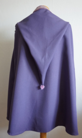 Lavendel cape met sierband