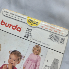 Burda 9854 + 9981 Kinderjurkjes