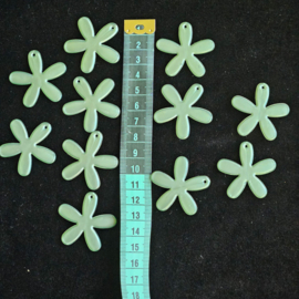 Deco bloemetjes zachtgroen