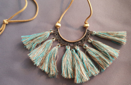 Ketting halve cirkel met franjes - blauw