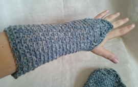 Gehaakte armwarmers - Grijs gemeleerd