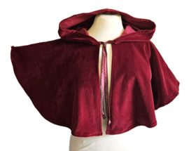 Rood Fluweel Schoudercape