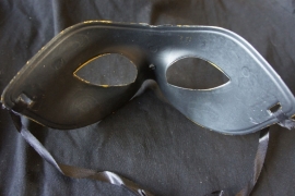 Goudkleurig masker