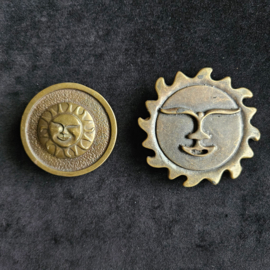 Metalen gespen - zon