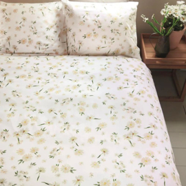 Ariadne At Home Daisies