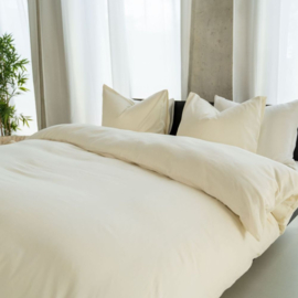 Kayori Naka Offwhite