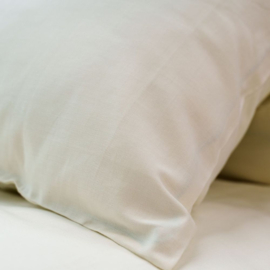 Kayori Naka Offwhite