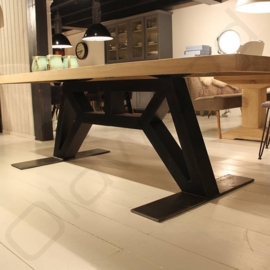 Robust table ''The Flying Dutchman''