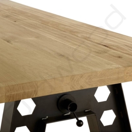 Robust table ''Austin''