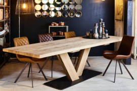 Robust table ''Rome'' (wooden legs)
