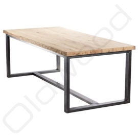 Robust table ''Napels'' oakwood