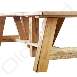 Robust table ''Vienna''