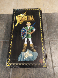 Zelda Ocarina of Time statue E3 1997