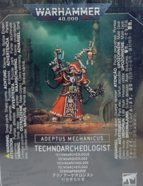 Adeptus Mechanicus Technoarcheoloigist (Warhammer Nieuw)