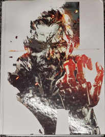Metal Gear Solid V the phantom pain  guide collectors edition cover 2 (tweedehands guide)