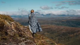 Wollen deken House in the Forest blauw | Klippan