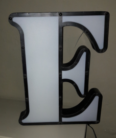 Led lamp letter E - large