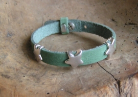 024 Leren armband met sterren - groen