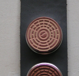 105 Clickbutton Copper/offwhite