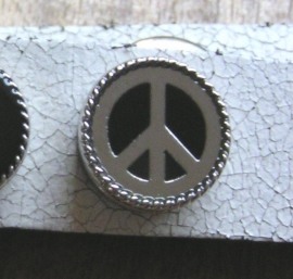 110 Clickbutton Peace - zilver/zwart