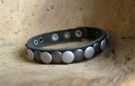 026 Leren armband Studs - zwart