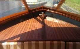 HPL teak (look) platen in een sloep