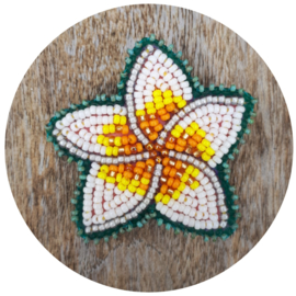 Broche 'Frangipani' 03