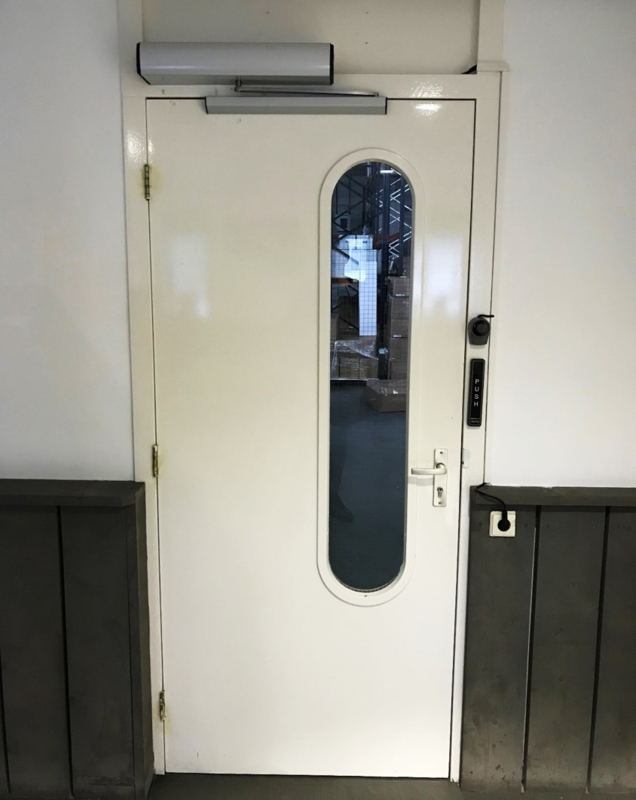 het ergste Verspreiding Begeleiden HB-200 Automatische deurdranger | Deuropener | HBopeners.nl