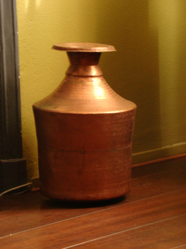 Fair trade waterpot uit Nepal