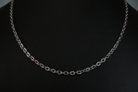 [ 8533-48 ] RVS  Platte schakel 4 x 3 mm. Ketting 48 cm.