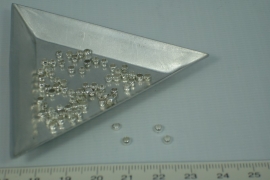 [5289 ] Knijpkraal 3 mm. Verzilverd,  ong. 75 stuks