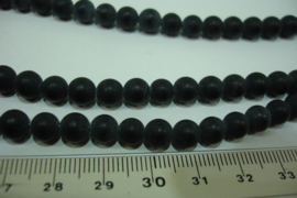 [ 8798 ] Onyx zwart mat, 6 mm. per streng