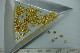 [5408 ] Metaal Kraaltje  2 mm. Goudkleur, +/- 150 stuks
