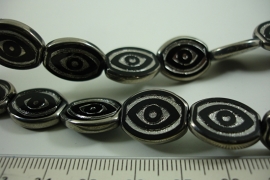 [ 6488 ] Glas kraal Ovaal 17 x 14 mm. Zwart met Zilverrand, 19 stuks