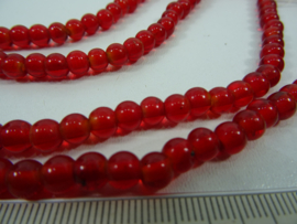 [ 7134 ] Glas Kraaltjes  Rond 6 mm. Rood, per streng