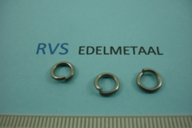 [ 8488 ]  RVS mat, Open Ring 7.3 mm. x 1.2 mm.  per 38 stuks