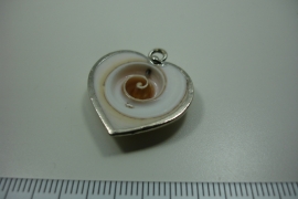 [ 0139 ] Schelp hanger in hart vorm, 25 mm.