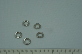[0659 ] Open ring 6 x 1.3 mm. Chroom kleur, per stuk