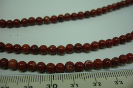 [ 8802 ] Jaspis Rood, 4 mm. per streng 40 cm.