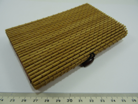 +[ A ] Kado bewaar doosje Bamboe, 8 x 12½ cm.
