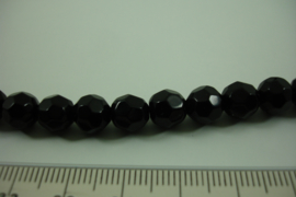 [ 8457 ] 8 mm. Glaskraal, Zwart, per streng