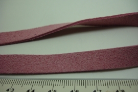 [ 6439 ] Plat suede veter 10 mm. L. Roze, per meter