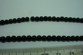 [ 8803 ] Onyx Zwart, 4 mm. per streng 38 cm.
