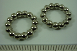 [ 7042 ] Balinees Ring 24 mm.  crome kleur, per stuk