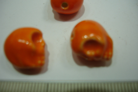 [ 0426 ] Doodshoofd Keramiek 13 mm. Oranje, per stuk