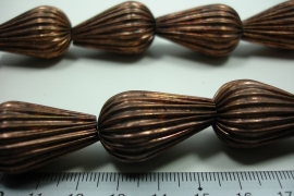 [ 8760 ] Licht Metaal kraal 30 x 18 mm. Oud Koper, streng 15 stuks