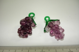 [ 1145 ] Druiven trosje van glas +/- 25 mm.  per stuk