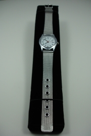 *[ 9195 ] Arm/Horloge show plank 22.5 x 4 cm. Zwart Fluweel, per stuk