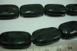 +[ 8793 ] Jaspis rechthoek 25 x 15 x 6 mm. Groen, per streng